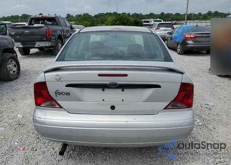 2002 Ford Focus Lx z USA, uszkodzony, nr VIN 1FAFP33P72W253645